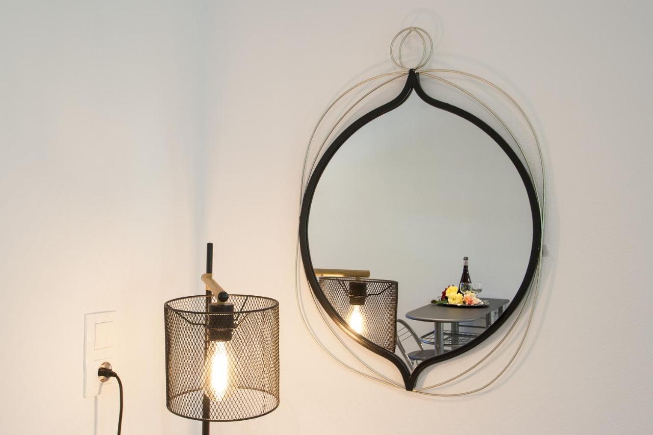 3 Goddesses' Studios Koukounaries Exteriör bild